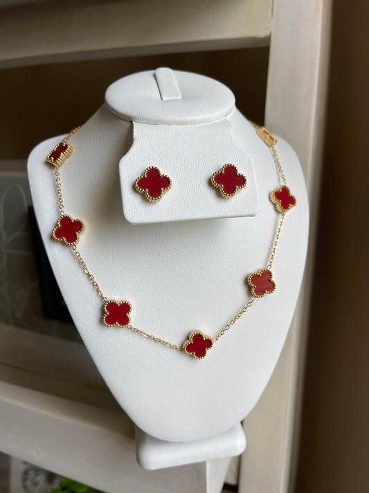 Burgundy Lucky Clover Necklace Set